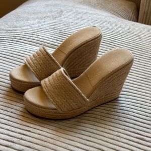 Women's Tan Wedge Sandals